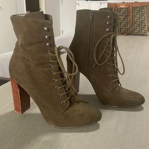 Steve Madden Army green booties- size 8.5